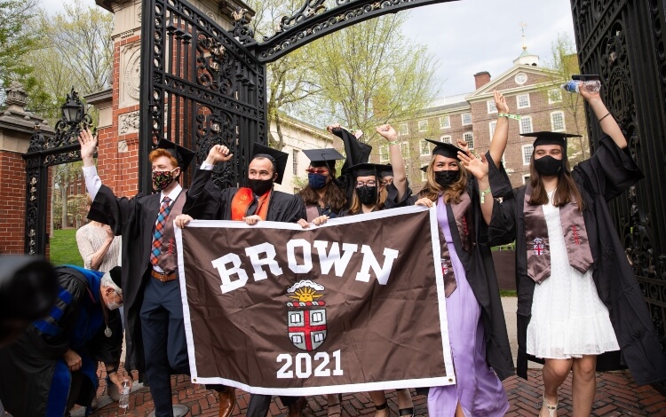 Brown University graduate business qualification