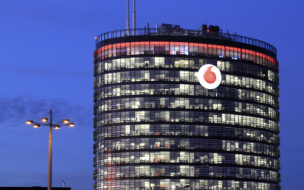© mitifo — Harvard MBA Vittorio Colao is the CEO of Vodafone