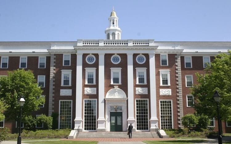Most Popular Business Schools On Twitter - Harvard Business School
