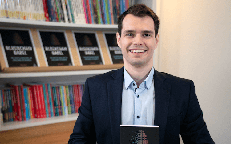 WU Exec student Igor Pejic explores the powerful potential of blockchain in his book 'Blockchain Babel'