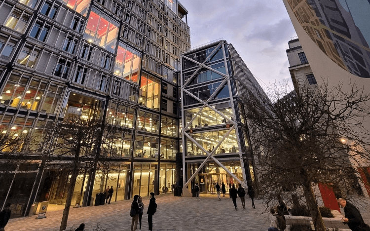 lse phd economics and management