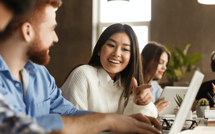 Students on the MBA at ESADE Business School drive learning through collaboration with each other ©Prostock-Studio via iStock