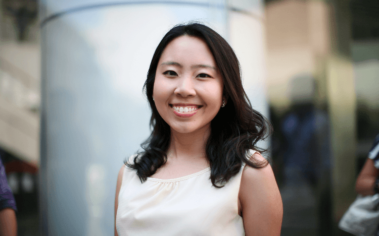 Hannah Wang landed a strategy job at Thomson Reuters after her MBA at Tsinghua University 