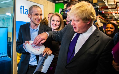 FaltClub CEO Nitzan Yudan, left, with London mayor Boris Johnson