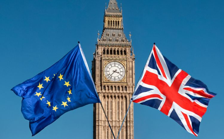 UK and EU politicians agree to re-introduction of Erasmus+ and the creation of a new youth mobility scheme. ©luaeva / iStock