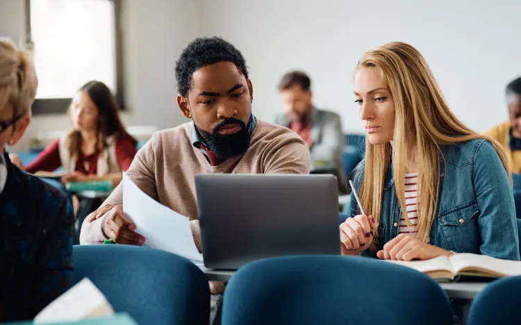 Canada offers great work experience opportunities for international students © iStock / Drazen Zigic 
