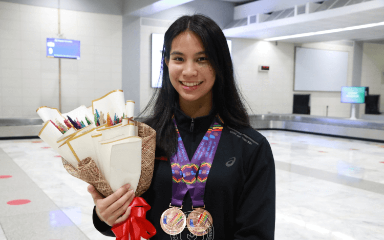 Jamie Christine Lim is winning in the classroom while also taking home medals from worldwide Karate competitions ©Patrick Cristiano/Wikimedia Commons