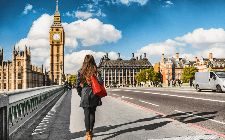 Studying an MBA in London can open you up to whole world of opportunities ©Maridav/iStock