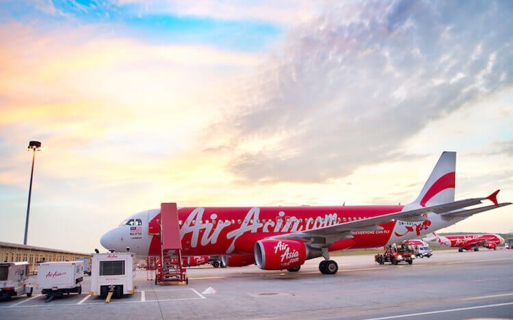 Unduh 41 Background Of Air Asia Company HD Terbaik