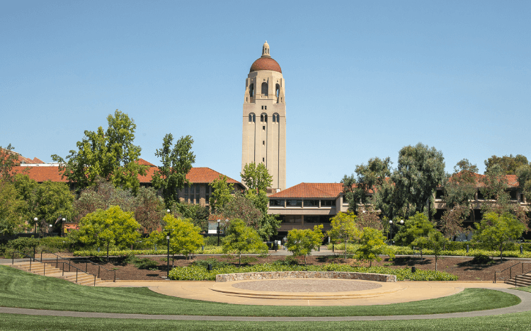 Find out the GMAT score ranges for top business schools like Stanford © Stanford University/Facebook