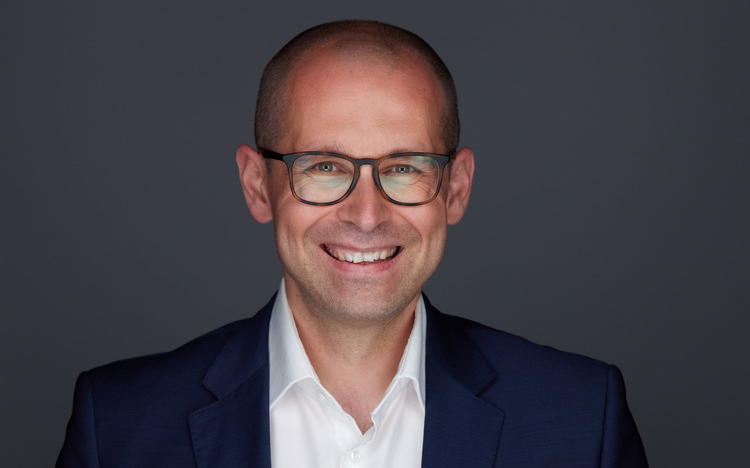 Pawel Kosciukiewicz is an IMD EMBA graduate currently working as head of Europe Financial Services Strategy and Operations at Lucid Motors