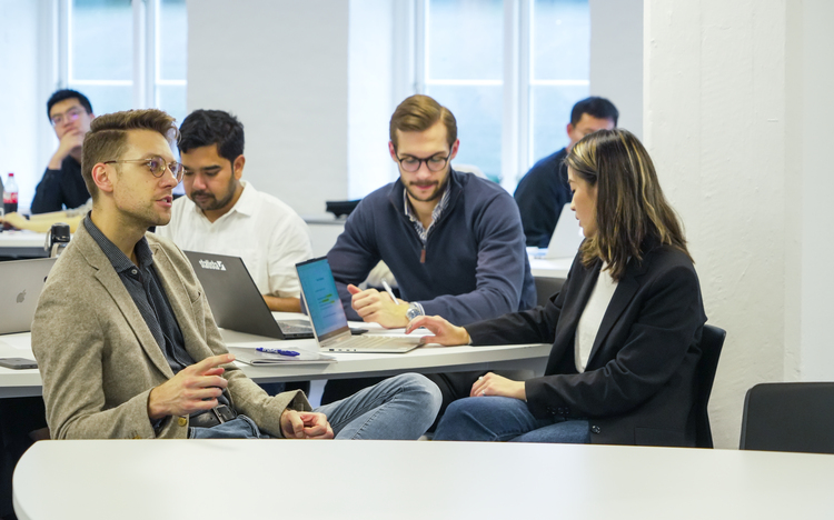Healthcare is one of the key industries where MBA graduates can find career opportunities in 2025 ©Ridofranz / iStock