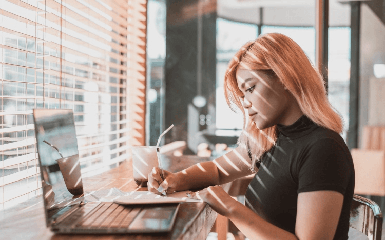 Gen Z workers are less interested in side hustles than the generations before them ©Michael Edwards/iStock