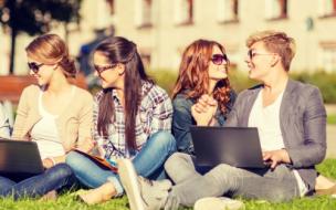 Campus Connections: Become an entrepreneur before graduation - © Syda Productions - Fotolia.com