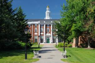 ©JorgeAntonio—The reputation of US business schools like Harvard is a key factor for MBA applicants