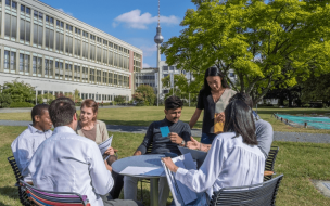 Building a diverse network is one of the best things about studying a Master's in Management, says Satyam Goel, master's student at ESMT Berlin.