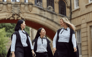 Find out how to get into the Oxford MBA at Saïd Business School ©Oxford Saïd Facebook