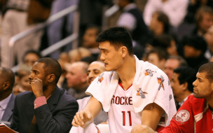 Yao Ming had huge success in the NBA before enrolling at Jiao Tong University’s Antai College of Economics and Management ©Keith Allison from Owings Mills, USA, KA Sports Photos