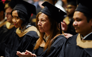 Who hires IE Business School MBAs, and what are their most popular industries? Find out in this MBA Jobs & Salary Review | ©IE Business School / Facebook