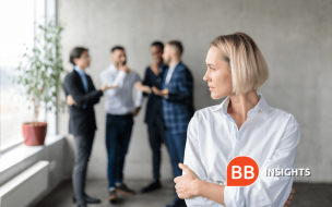 Who do we actually refer to when we talk about successful 'women in business'? Here are the limitations for women in the workplace / ©Prostock-Studio