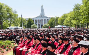 The typical Harvard MBA salary after graduation amounts to around $150,000 ©Harvard Business School FB