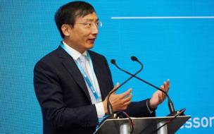 Li Wei is a celebrated economics professor at Beijing’s CKGSB