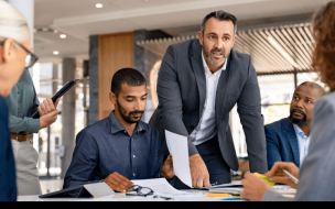 Who has taken the top spot in Vault's 2023 ranking of the best consulting firms to work for? ©iStock Ridofranz