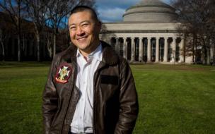 An admissions expert-turned-CEO, Alex completed his MBA at MIT Sloan in 2007
