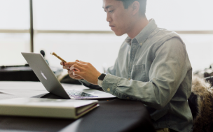 Working on your MBA application takes considerable time and effort ©Priscilla Du Preez/Unsplash