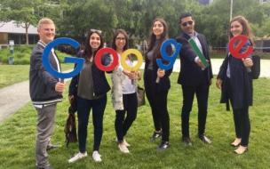 Elia Naranjo-Morelli (second from left) and fellow MIP MBAs visit Google in Silicon Valley