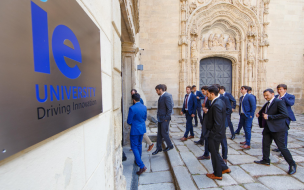Learn more about the IE Business School MBA Class Profile ©IE Facebook