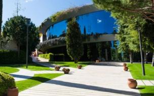 ©IESE - The Summer Entrepreneurship Experience takes place partly on its Barcelona campus